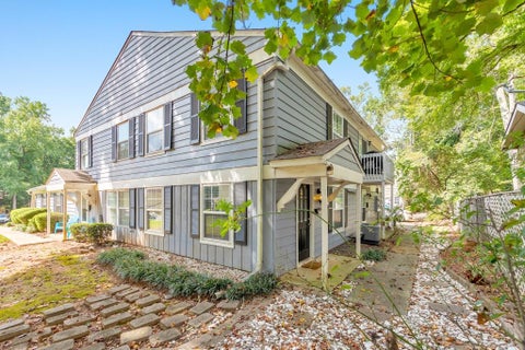 Condo For Sale - 1313 Surrey Lane<br/> Marietta, GA 30008