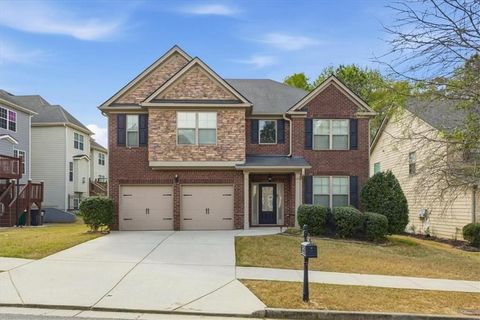 Homes For Sale - 3259 Moon Stone Lane<br/> Snellville, GA 30039