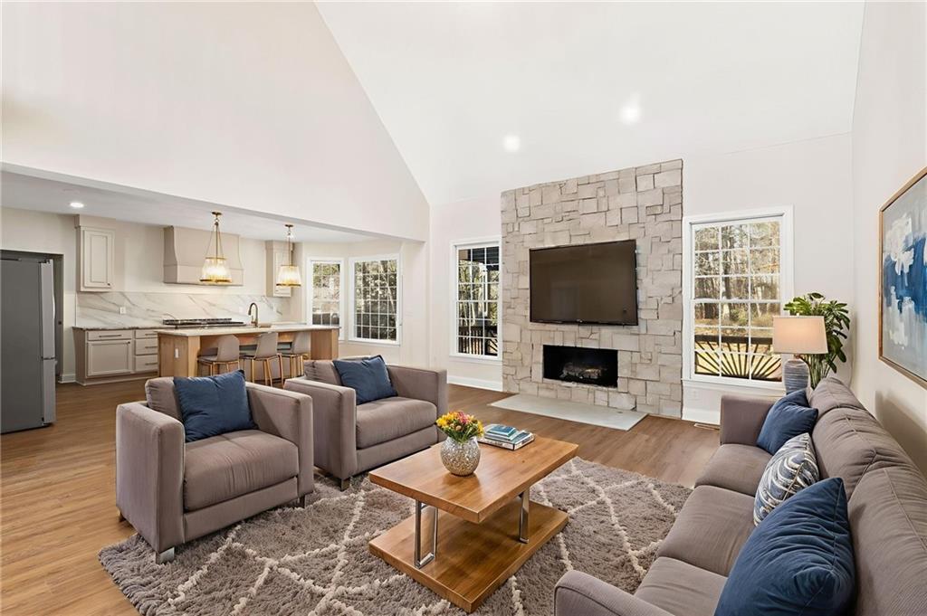 534 Emerald Lake Lane