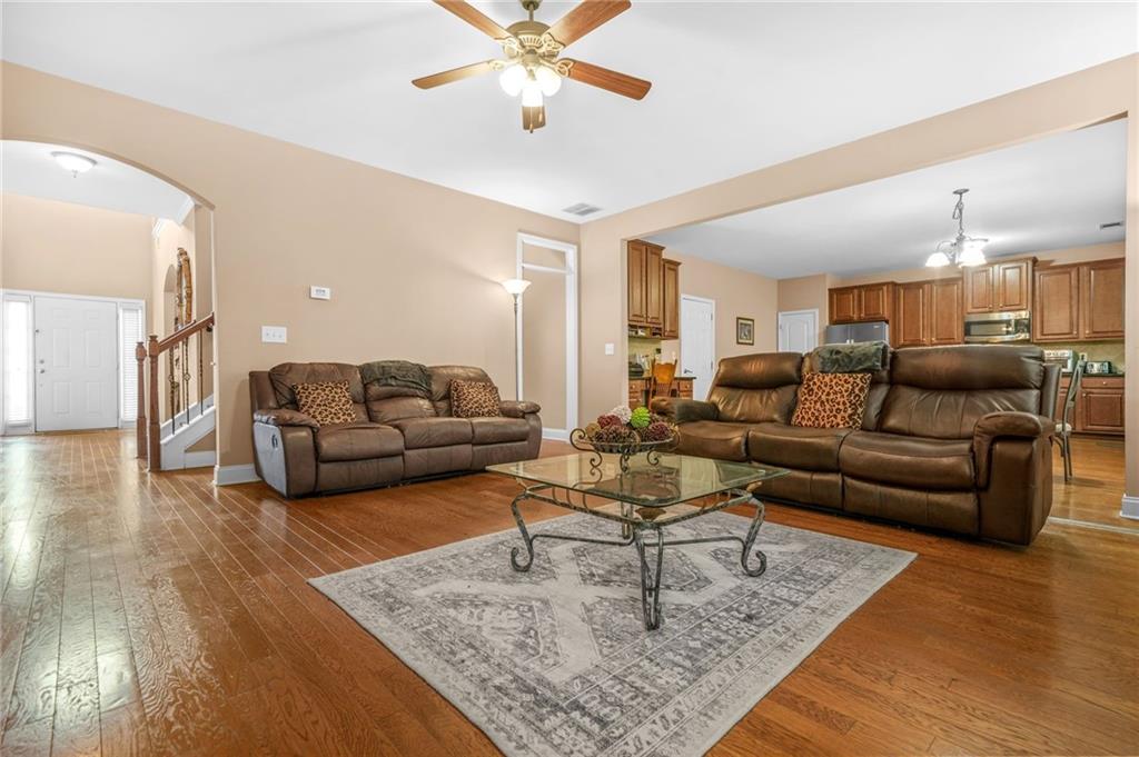 4616 Town Manor Drive, Douglasville, Georgia image 11