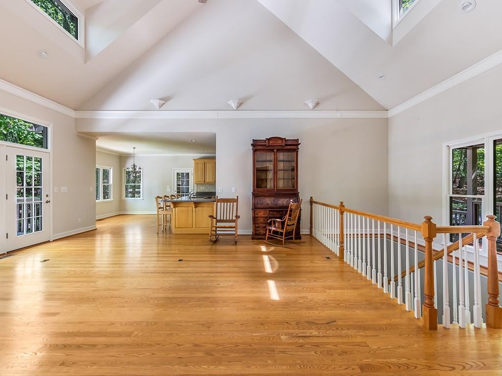 158 Canacaught Place