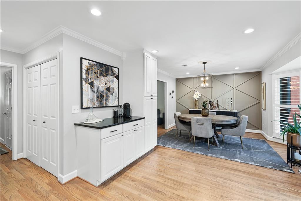 403 Defoors Mill Drive, Atlanta, Georgia image 11