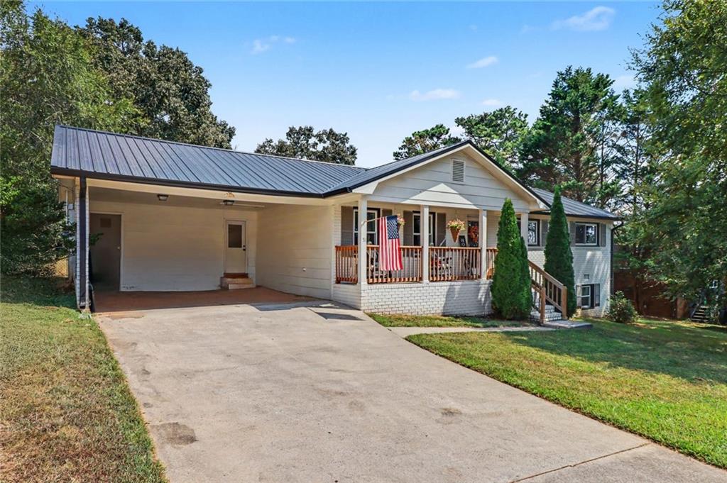 51 Rainwood Circle SE Drive