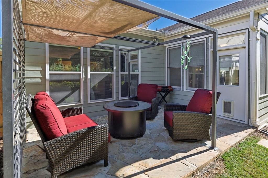 Woodview Court - Residential