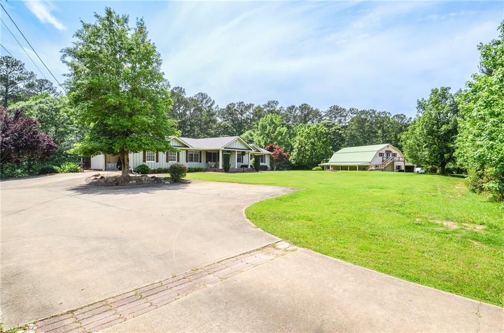 2997 Happy Hollow Drive SE
