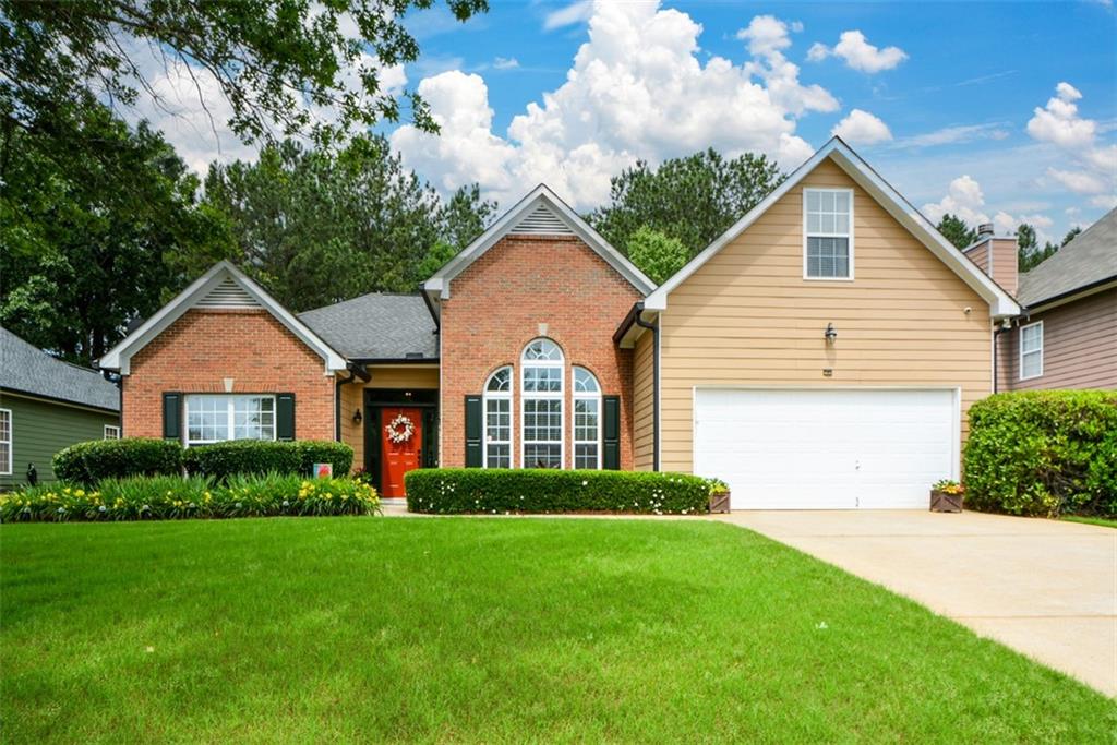9013 Aldbury Drive, Locust Grove, Georgia image 1