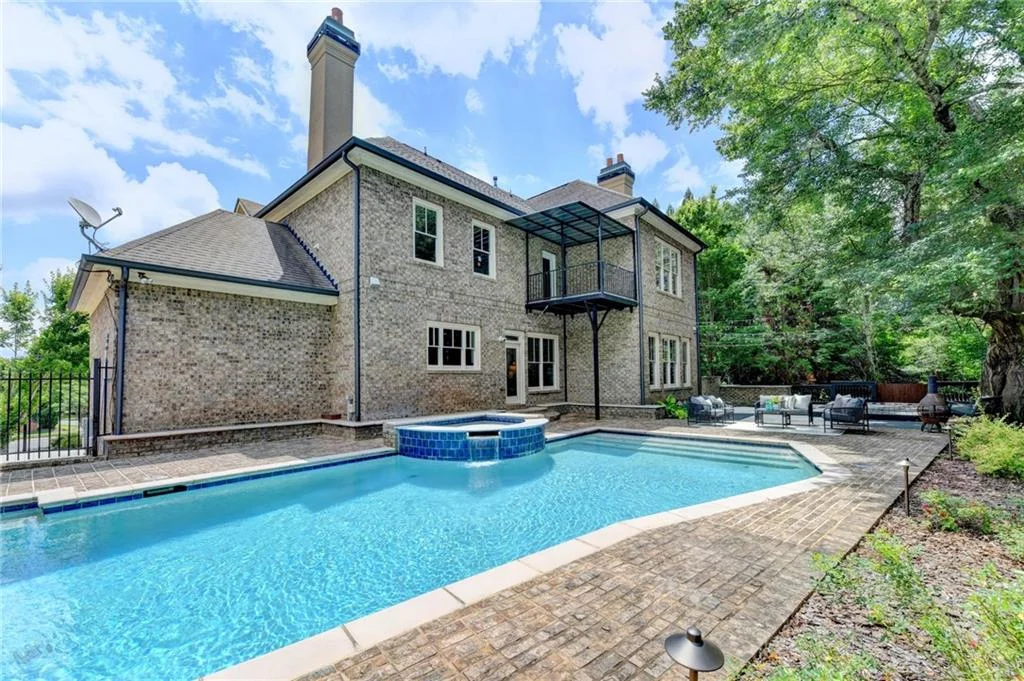 5272 Lacosta Lane