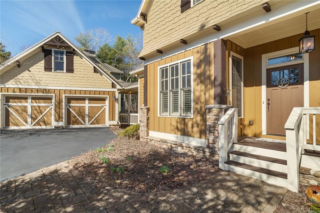 101 Twin Creeks Drive