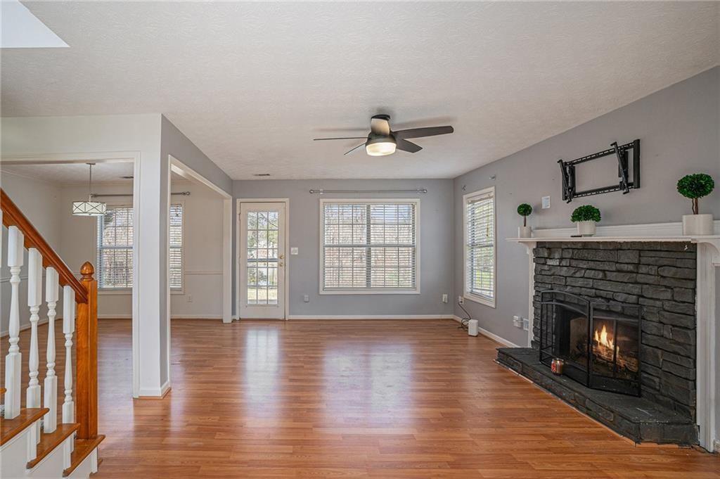 190 The Falls Boulevard