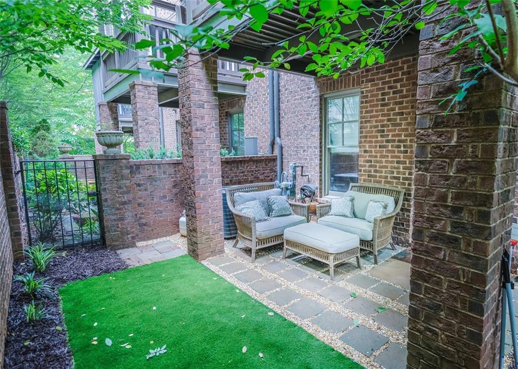 440 Canton Walk, Roswell, Georgia image 18