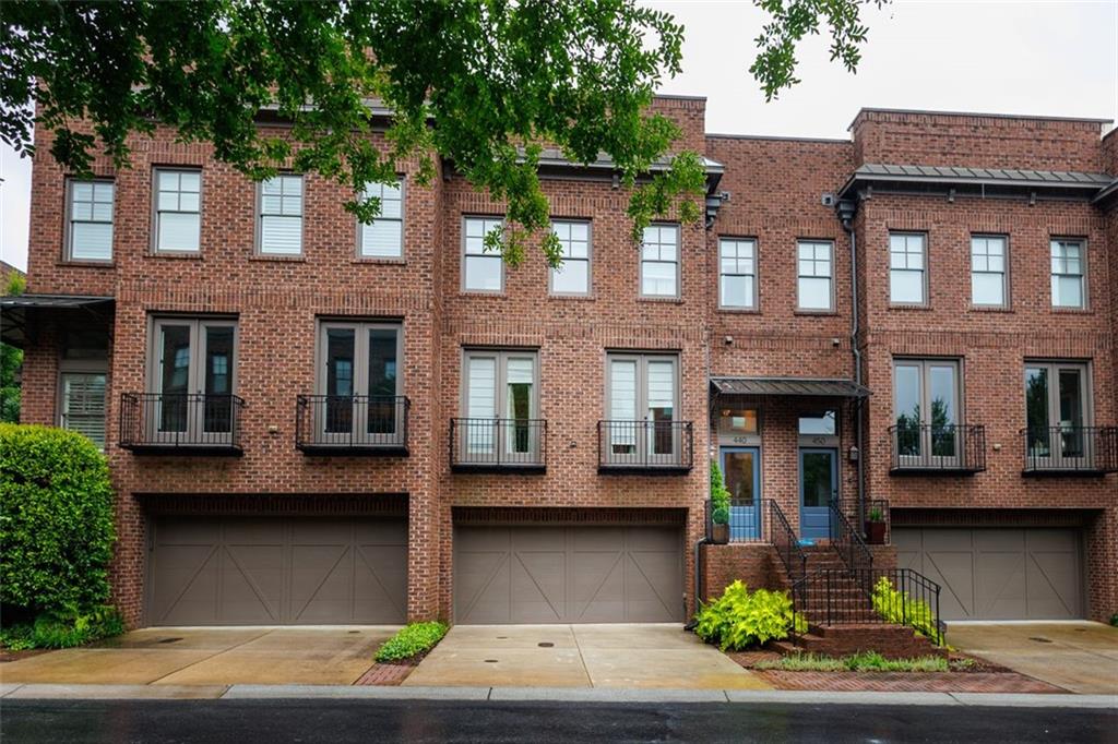 440 Canton Walk, Roswell, Georgia image 1