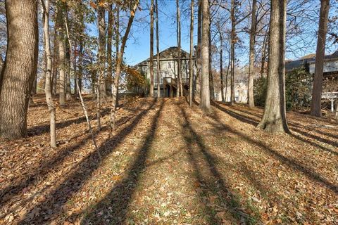 A home in Powder Springs