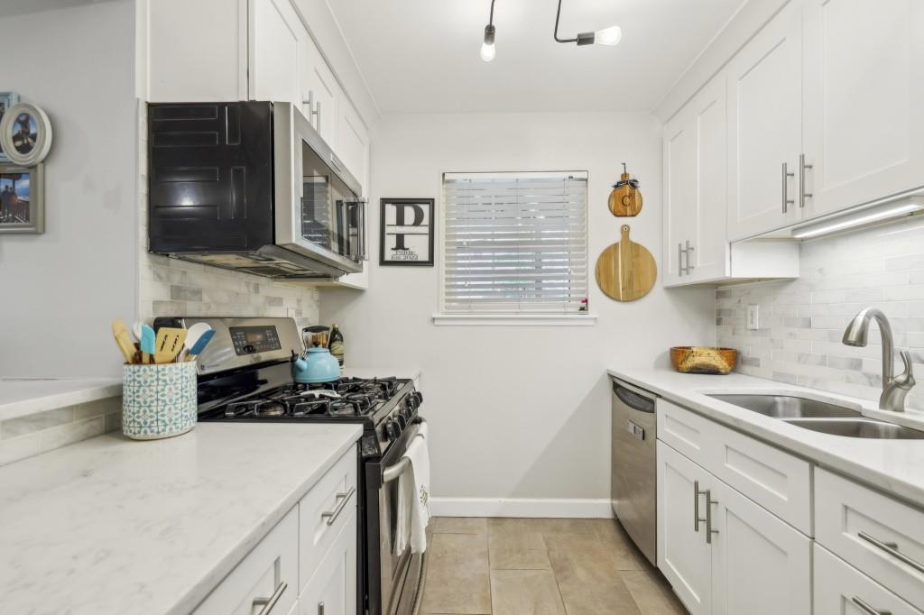6820 Glenridge Drive #C, Sandy Springs, Georgia image 3