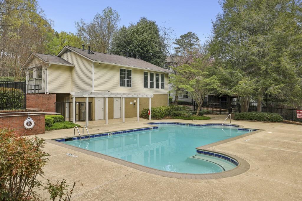 6820 Glenridge Drive #C, Sandy Springs, Georgia image 6