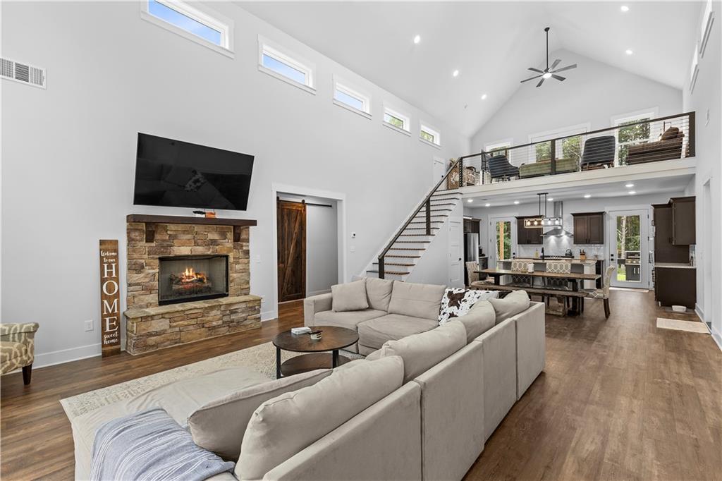 24 Plantation Road NW