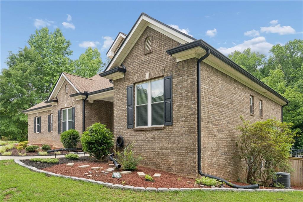 125 Mackey Road