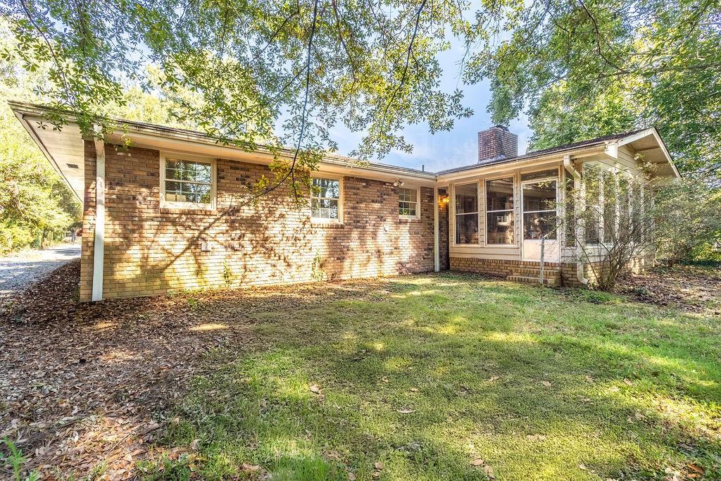 2490 Freydale Road SE