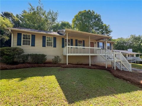 Homes For Sale - 76 Lost Meadows Drive<br/> Paulding County, Dallas, GA 30157