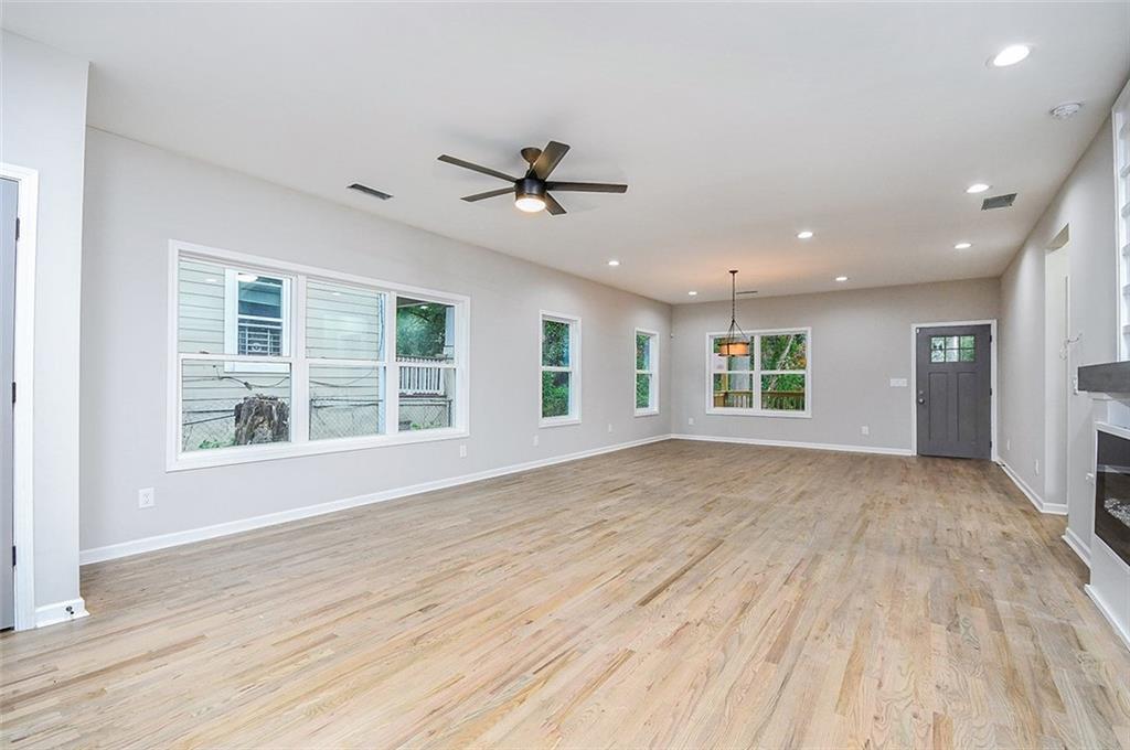 809 Dill Ave