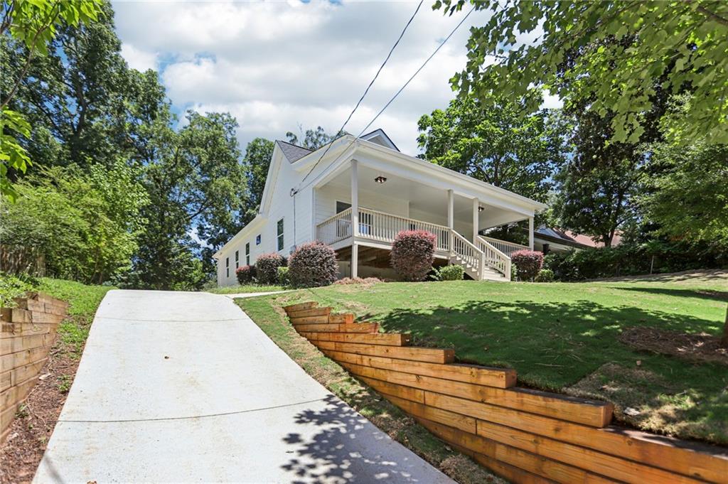 809 Dill Ave