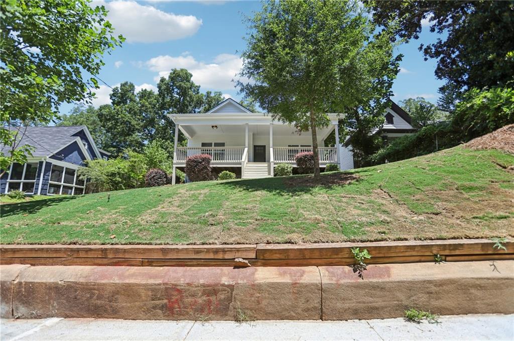 809 Dill Ave