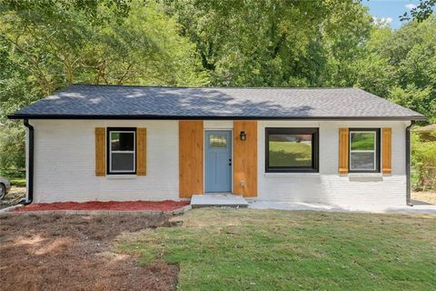 Photo of 2909 Diana Drive SW, Atlanta, GA 30315 (MLS # 7713656)