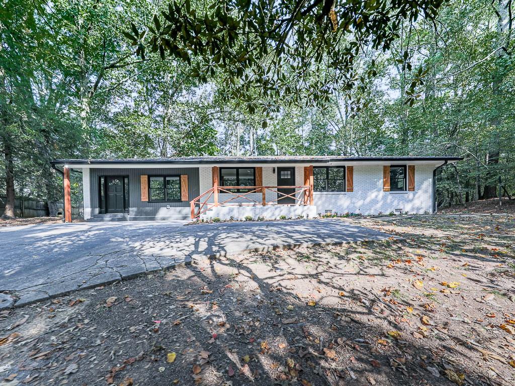 221 Wonewok Drive, Canton, Georgia image 1