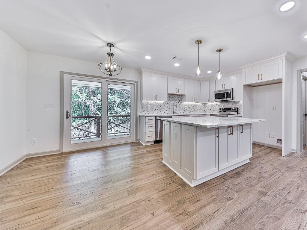 221 Wonewok Drive, Canton, Georgia image 6