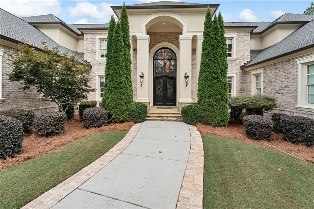 2770 Pebble Hill Trace