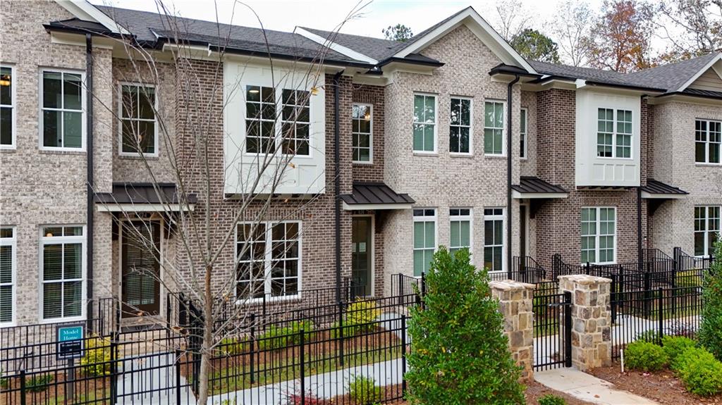 606 Goldsmith Court 114