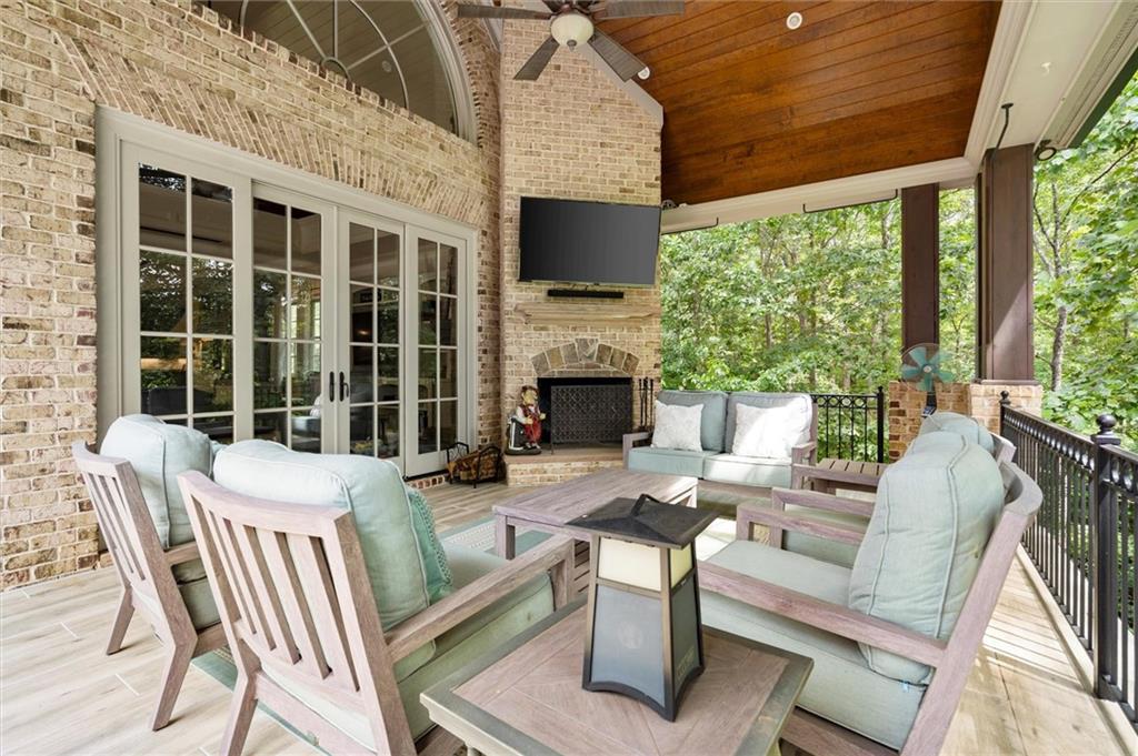 Echelon - Residential