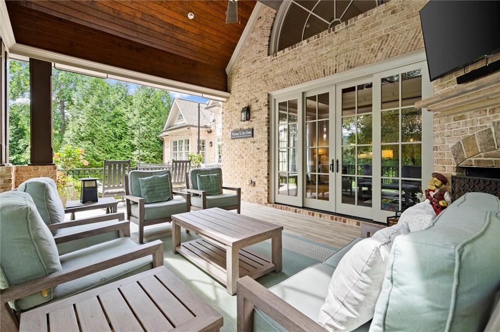 Echelon - Residential