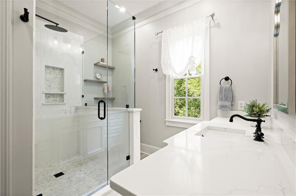 Echelon - Residential