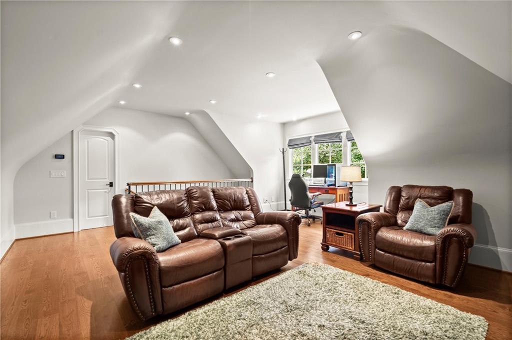 Echelon - Residential