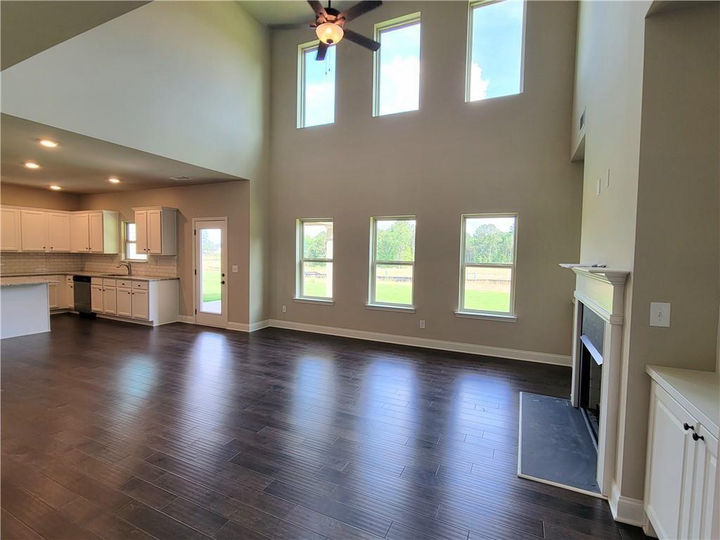 996 Lakeview Oaks Court