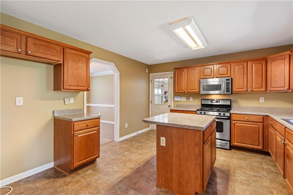 178 Hunters Mill Drive