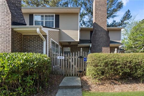 Photo of 547 Picketts Bend Circle, Marietta, GA 30008 (MLS # 7752223)