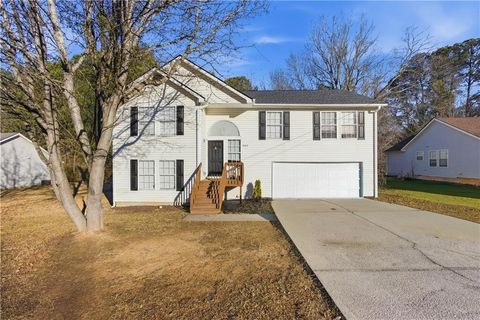 Homes For Sale - 7347 Bramble Oak Drive<br/> Douglas County, Douglasville, GA 30134