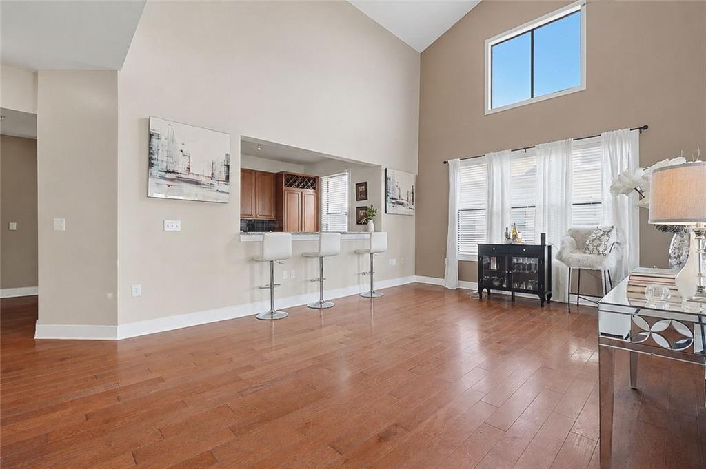 799 Hammond Drive 402