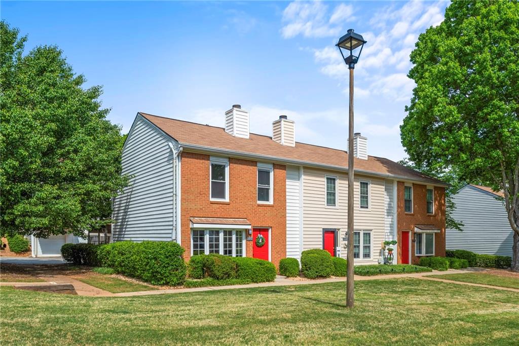 197 Holcomb Ferry Road