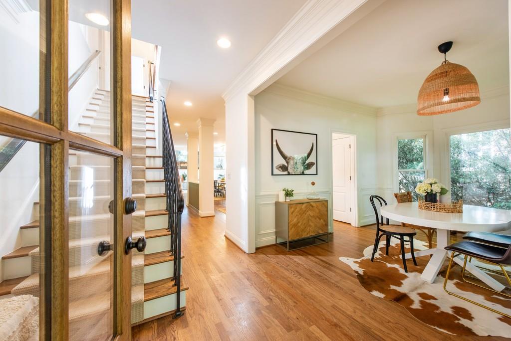 1064 Davis Circle NW