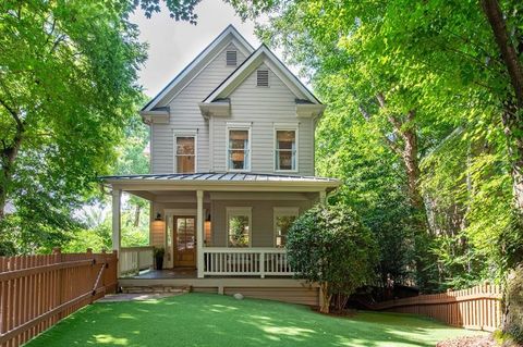 1064 Davis Circle NW Atlanta GA 30318