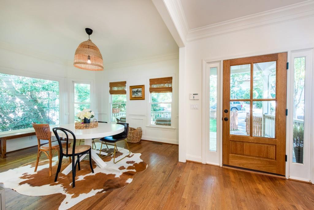 1064 Davis Circle NW