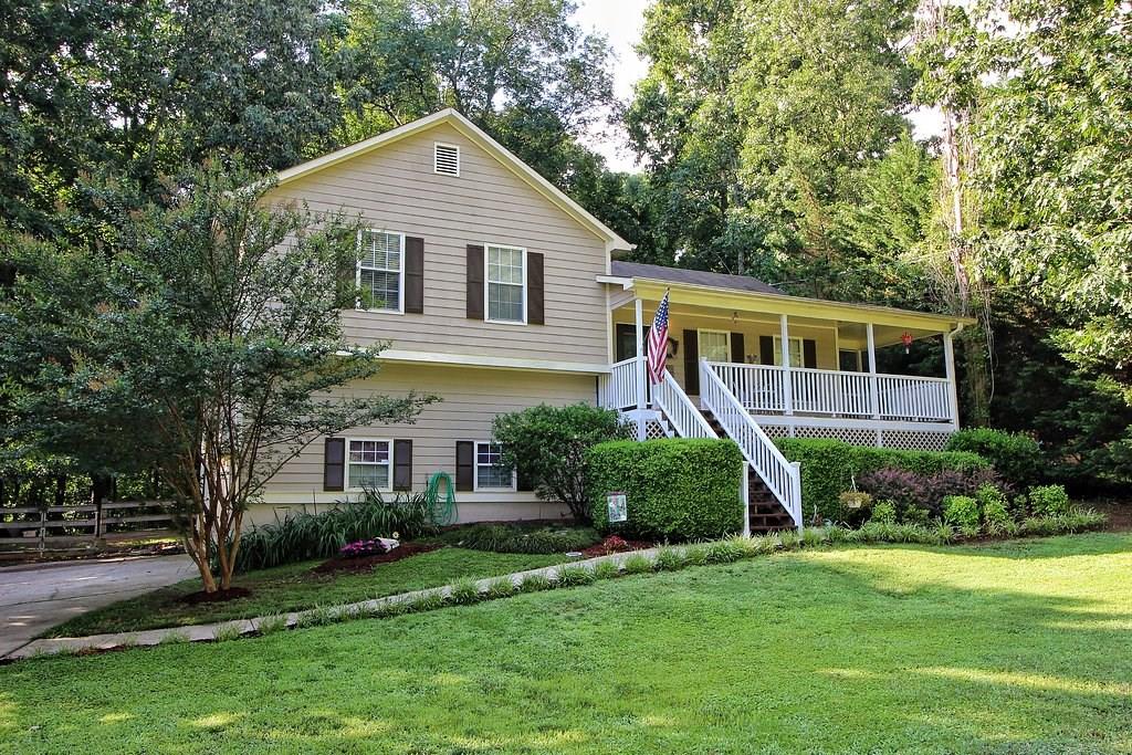 Adorable 3 bedroom 2 bath home that is move-in ready! Kitchen has new countertops and a tiled backsplash. Relax on the front porch overlooking a beautifully manicured lawn, or entertain guests on the spacious back deck and in the huge finished basement bonus room. The 2 car garage has added storage any owner will appreciate. This charming home is sure to meet everything on your "must haves" list.