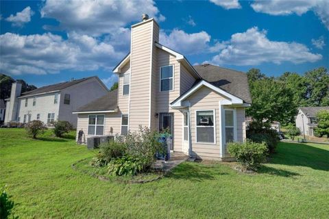 A home in Fairburn