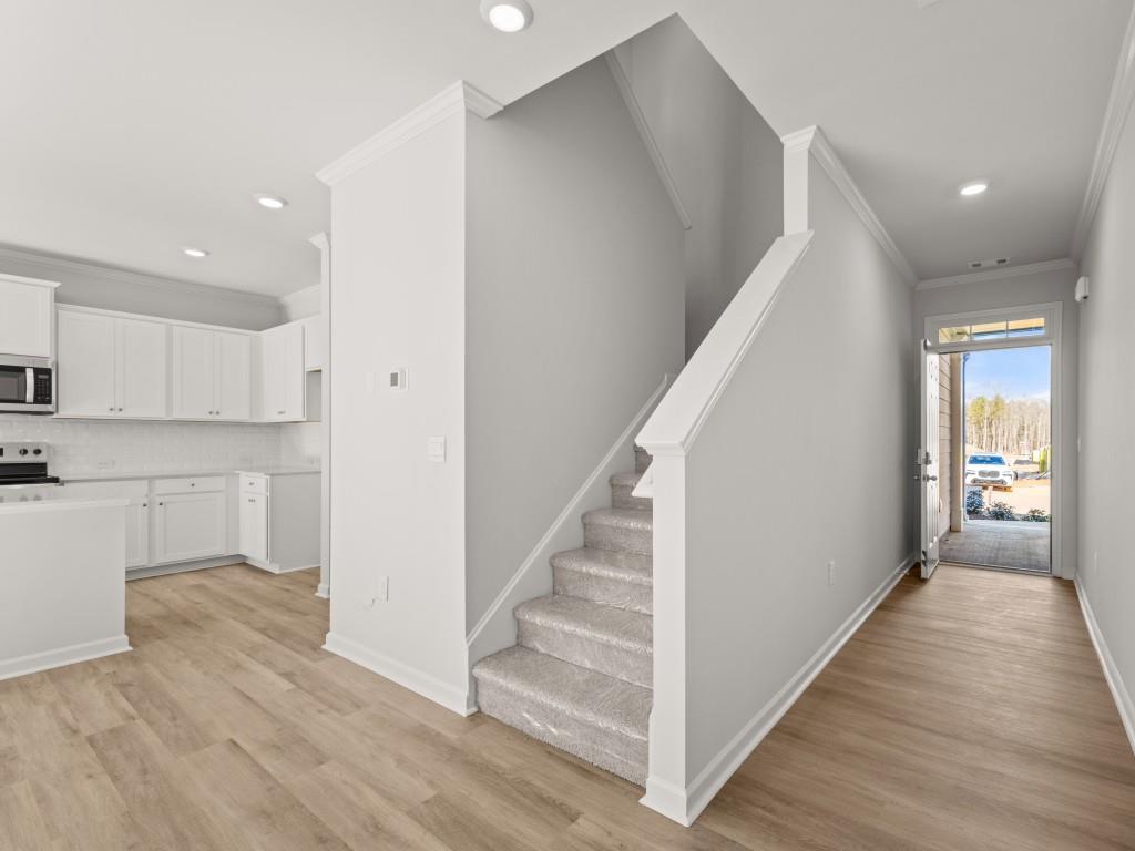 6690 Corryton Street, Flowery Branch, Georgia image 3