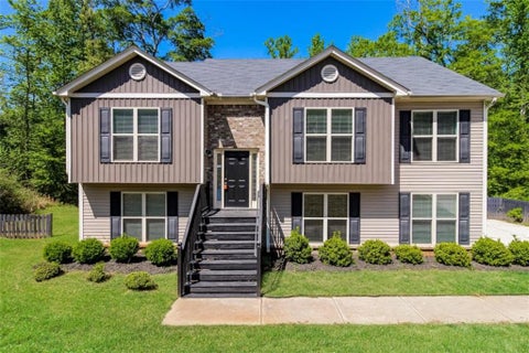 Homes For Sale - 1928 Paynes Point Pt<br/> Barrow County, Winder, GA 30680