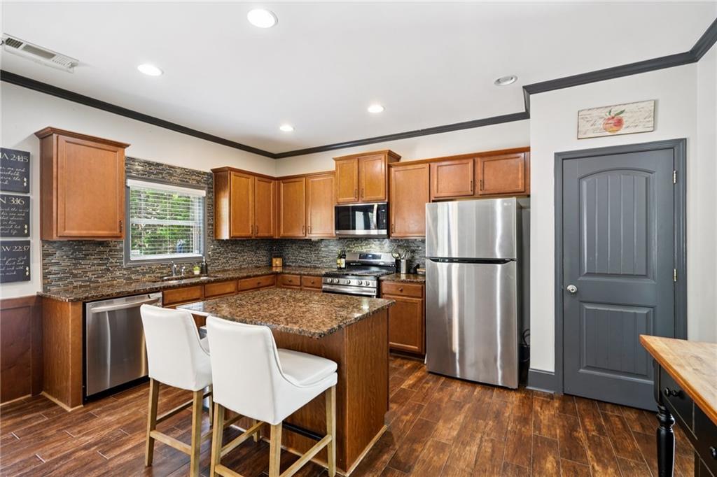 5785 Willow Oak Pass