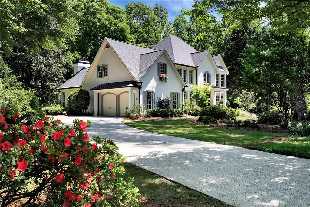 300 Chesterton Circle