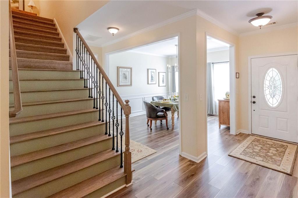 445 Tuxedo Drive
